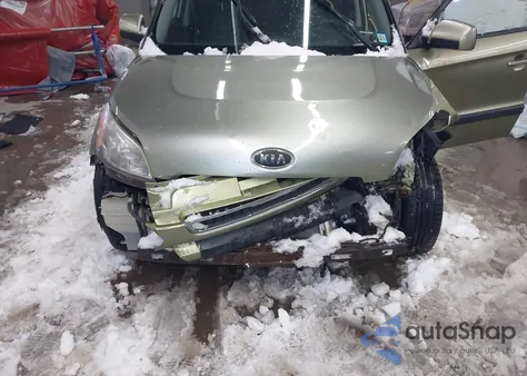 2011 Kia Soul + z USA, uszkodzony, nr VIN KNDJT2A23B7243058